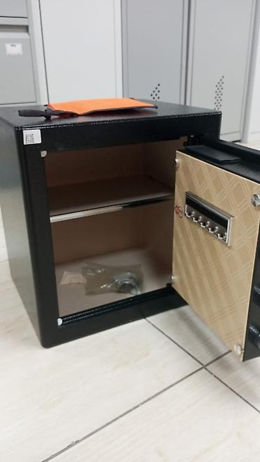 Сейфы: Сейф электронный Deli F-40 — это надежный мебельный или офисный сейф — 4