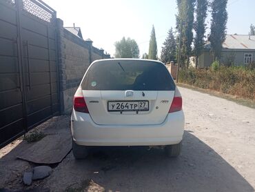 обмен авто на участок бишкек: Honda Fit: 2001 г., 1.3 л, Автомат, Бензин, Хетчбек