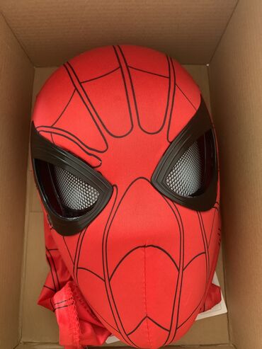 горнолыжный шлем: Маска человека паука с мигающим глазом с коробкой