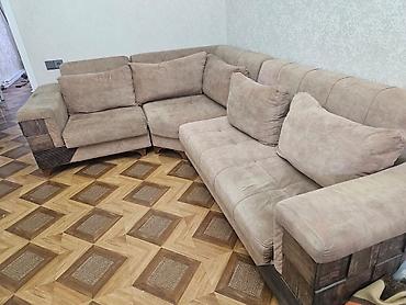 Divan satılır 250 azn. Acilir. 2 tərəfdə baza var. Unvan Biləcəri 9980