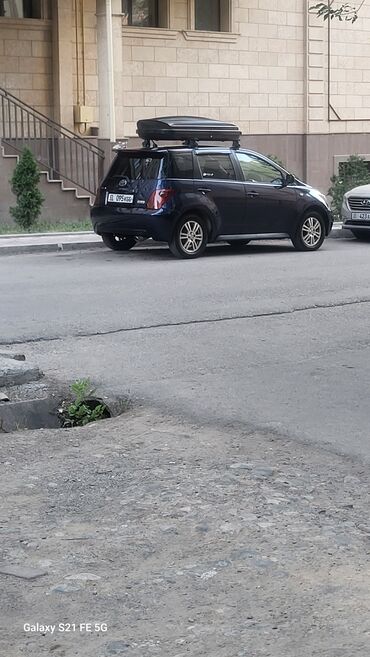 tayota runx: Toyota ist: 2003 г., 1.5 л, Автомат, Бензин, Хетчбек