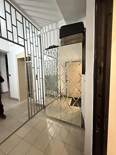 Продажа квартир: 4 комнаты, 150 м², 4 этаж — 21