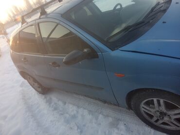 Ford: Ford Focus: 2003 г., 1.6 л, Механика, Бензин, Хэтчбэк