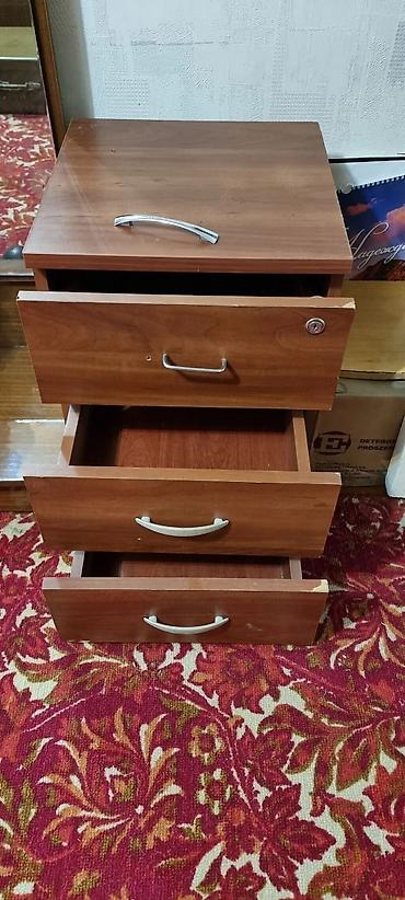 Сковородки: Табуретки тяжелые деревянные любая 500 сом тумбочки Сковороды — 19