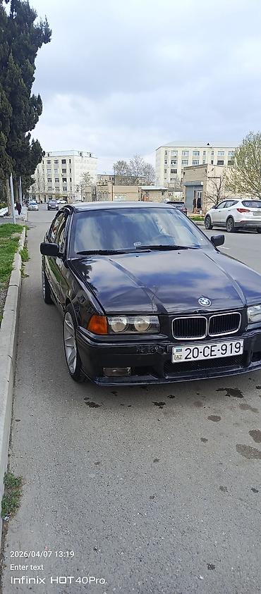 BMW: BMW 3 series: 1.8 l | 1992 il Sedan — 6