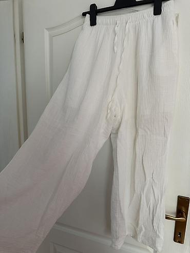 ps pantalone nova kolekcija: Bela lagana letnja pantalona od muslina/gaze - Boja: čista bela - — 2