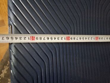 Çamadanlar: TƏZƏ D'S DAMAT brendinə məxsus tünd göy rəngli səyahət çamadanı. Bu — 8