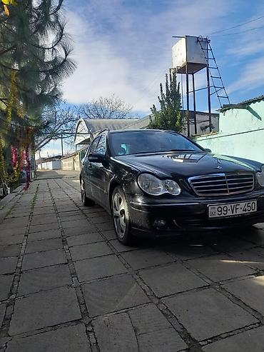 14 luk diskler: Mercedes-Benz C‑Class sedan - Kuzov: qara rəngli sedan, klassik — 2