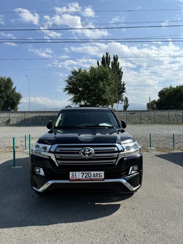 уборочная машина: Toyota Land Cruiser: 2019 г., 4.6 л, Автомат, Бензин, Внедорожник