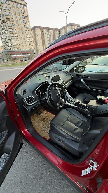 Mitsubishi: Mitsubishi Eclipse Cross: 2018 г., 1.5 л, Вариатор, Бензин, Кроссовер — 7