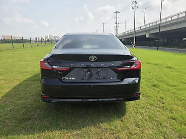 Toyota: Toyota Camry: 2025 г., 2 л, Типтроник, Гибрид, Седан — 5