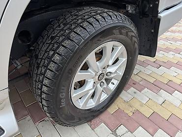 Toyota: Toyota Land Cruiser: 2012 г., 5.7 л, Типтроник, Бензин, Внедорожник — 7