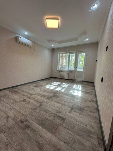 однокомнатная квартира восток 5: 1 комната, 34 м², 105 серия, 1 этаж