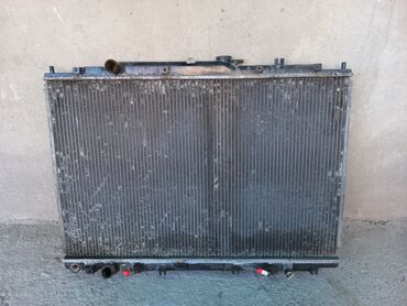 радиаторы охлаждения: Радиатор охлаждение жидкости Акура MDX 2001г. трещинка в нижнем бачке