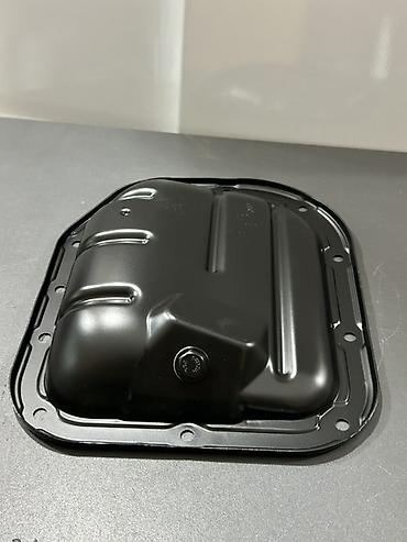 prius motor: Toyota Prius 20 Gövdə üçün yağ karteri — 3