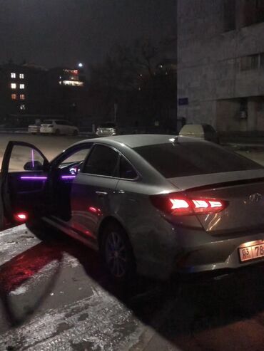 аренда автомобиля 700: Сдаю в аренду: Легковое авто, Частная аренда