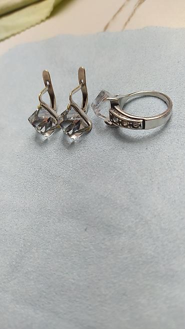 Серебряные наборы украшений: Набор украшений: серьги + кольцо с прозрачными камнями,горный хрусталь — 3