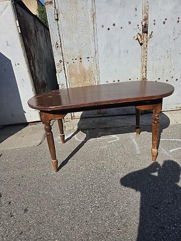 taxta stullar: Oval formalı taxta masa - Material: bərk ağac, laklı səth - Forma — 1