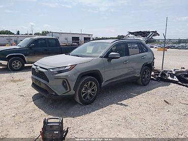 Toyota: Toyota RAV4: 2023 г., 2.5 л, Автомат, Гибрид — 3