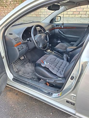 audi 10: Toyota Avensis: 2004 г., 1.8 л, Автомат, Бензин, Седан — 8