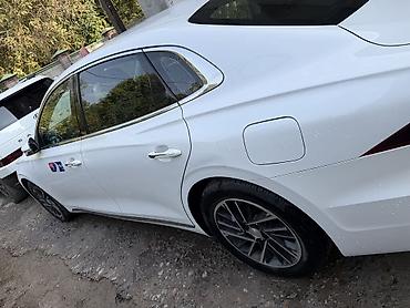 byd e1: Hyundai Grandeur: 2021 г., 0.3 л, Автомат, Газ, Хэтчбэк — 6