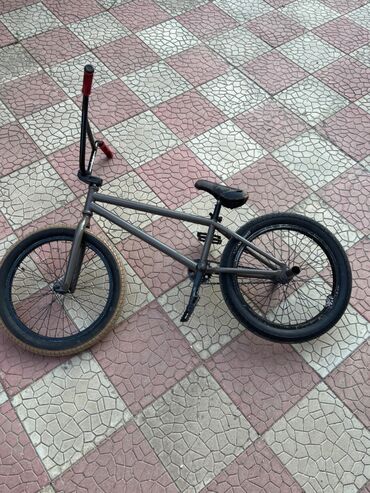 İdman velosipedləri: Velosipedi sifirdan costum olaraq yigmisham bahali zapchastlarla rama — 8