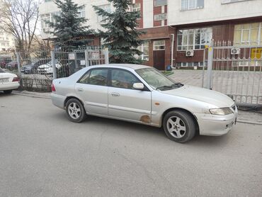 Mazda 626: 2000 г., 1.8 л, Механика, Бензин, Седан