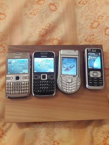 телефоны нокиа в баку цены: Nokia E72, < 2 GB Memory Capacity, rəng - Qızılı, Düyməli