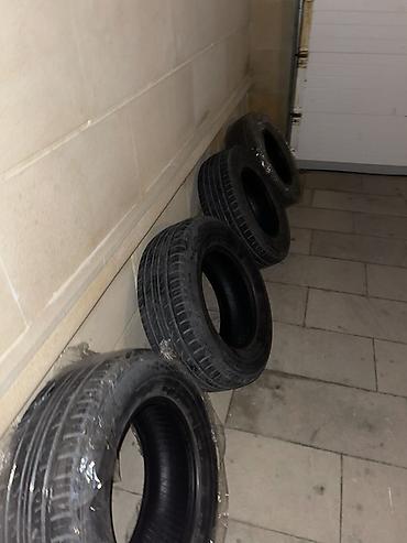 avto aksessuarlar: İşlənmiş Şin Dunlop 275 / 65 / R 17 — 1