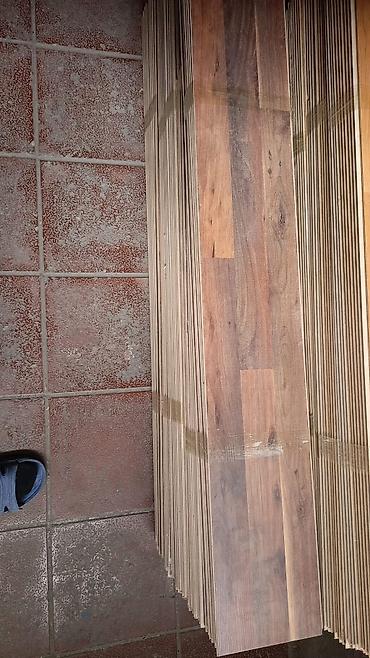 Laminat: ‼️ Təcili Satılır. ‼️ Laminat Prablemi yoxdu Fərqli ölçülərdə var 45 — 10