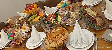 Готовые блюда, кулинария: Салаты и холодные закуски - Цезарь с креветками: хрустящие листья — 8