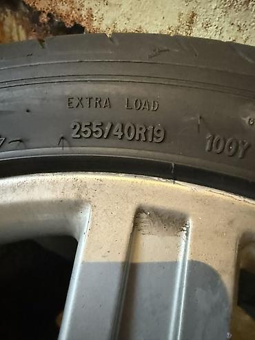 r19 мерс: Комплект из 4 колёс AMG для Mercedes-Benz. Состав: - Литые диски AMG — 2