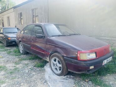 Volkswagen: Volkswagen Passat: 1.8 л, Механика, Газ, Седан