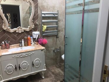 Uzunmüddətli kirayə mənzillər: Sabunçu rayonu, Bakıxanov qəsəbəsində Aygün moll yaxınlığında 23 -da lalafo.az — 18 Uzunmüddətli kirayə mənzillər: Sabunçu rayonu, Bakıxanov qəsəbəsində Aygün moll yaxınlığında 23 — 18