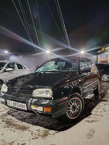 поддон гольф 4: Volkswagen Golf: 1995 г., 1.6 л, Механика, Бензин, Хэтчбэк — 1