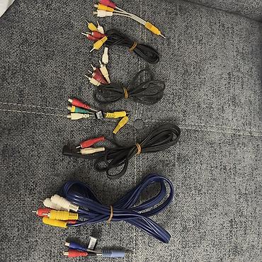Audio və video kabellər: RCA və AV kabel dəsti Məzmun: - Çoxsaylı RCA (kompozit video və stereo — 2