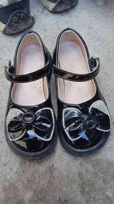 Детская обувь: Для школьниц 31размер