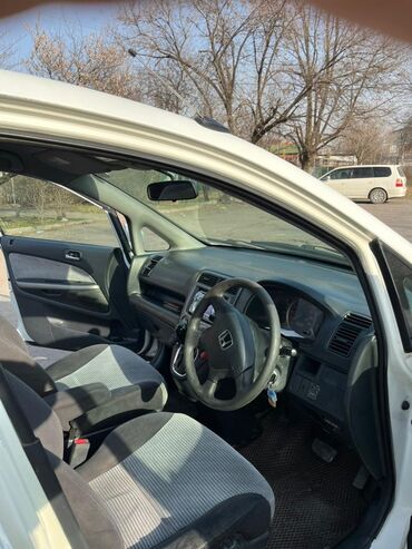 Honda: Honda Stream: 2003 г., 1.7 л, Автомат, Бензин, Минивэн — 5