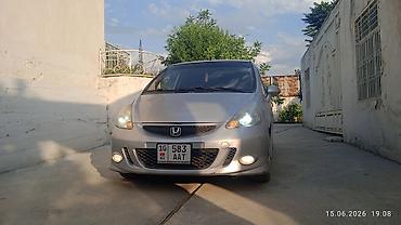 jak авто: Honda Jazz: 2007 г., 1.3 л, Механика, Бензин, Хэтчбэк — 1