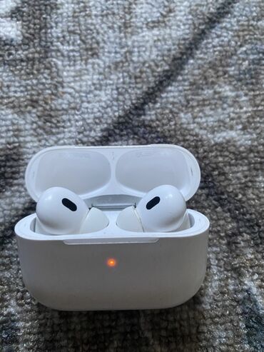 чехлы для наушников: Вакуумные, Apple, Б/у, Беспроводные (Bluetooth), Классические