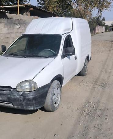 яшик инструмент: Opel Combo: 1995 г., 1.4 л, Механика, Бензин, Фургон — 2