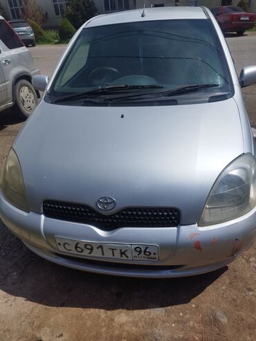 срочно срочно продам машину: Toyota Vitz: 1999 г., 1 л, Автомат, Бензин, Купе