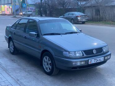 фольксваген: Volkswagen Passat: 1994 г., 1.8 л, Механика, Бензин, Седан