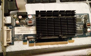 Masaüstü kompüterlər və iş stansiyaları: Masa üstü kompyuter OYQ DDR2 5 qb HDD 400 qb Prosessor İntel — 15