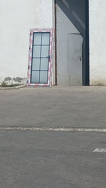 Plastik qapılar: Yeni Plastik qapı Zamok ilə, Zəmanətli, Pulsuz quraşdırma, Pulsuz çatdırılma, Rayonlara çatdırılma, Ödənişli çatdırılma — 29