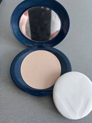 Šminka: AVON sminka NOVO Avon puder NOVO Puder sa ogledalo i aplikatorom — 23