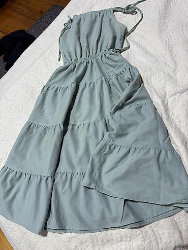 Dəstlər, kostyumlar: Coxsu amerikadan alinib . Hamsi cox yaxwi veziyyetdedir. Her biri 1. 2 — 16