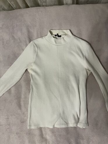 свитер: Женский свитер XL (EU 42), цвет - Белый