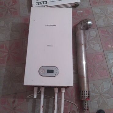 kombi ve radiatorlar qiymeti: ❇️24 lüy kombi və 3 ədəd 8 seksiyalı radiator satılır.əla