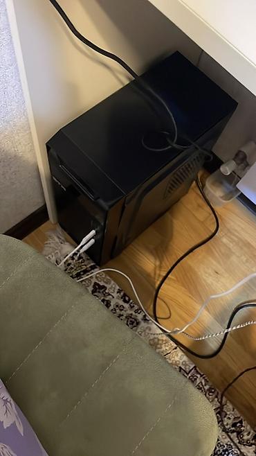 Masaüstü kompüterlər və iş stansiyaları: TECILI SATILIR REAL ALICIYA CUZI ENDIRIM OLACAG SADECE MONITOR VE — 1